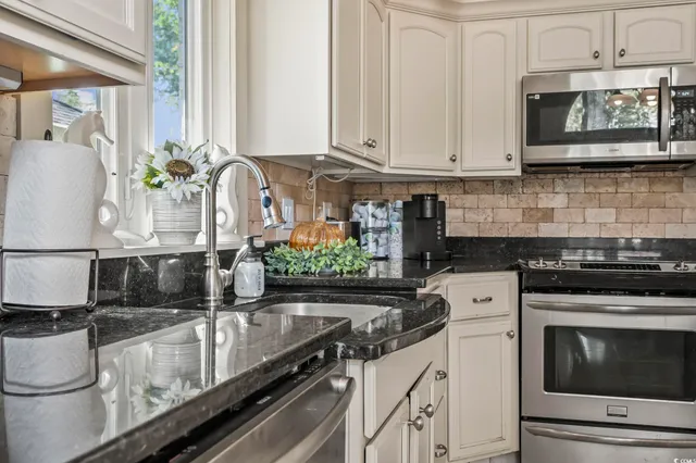 $449,000 | 979 Antilles Court, Myrtle Beach, SC 29577