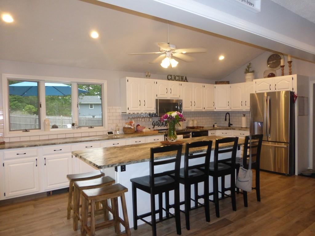 37 Juniper Lane Rutland, MA 01543 - Photo 3 of 32 Gallery Image 3