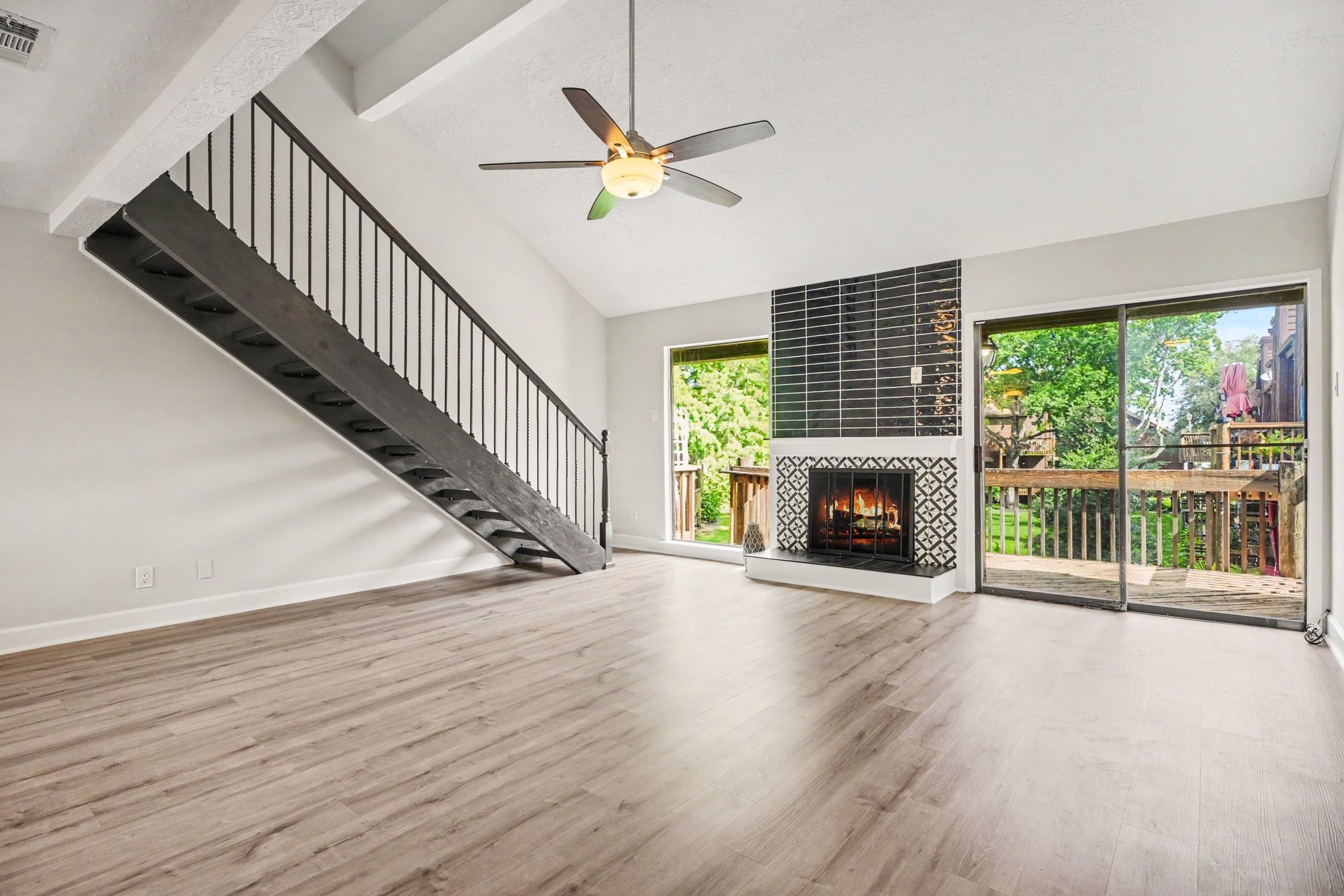 723 Davis Road League City, TX 77573 - Photo 6 of 18