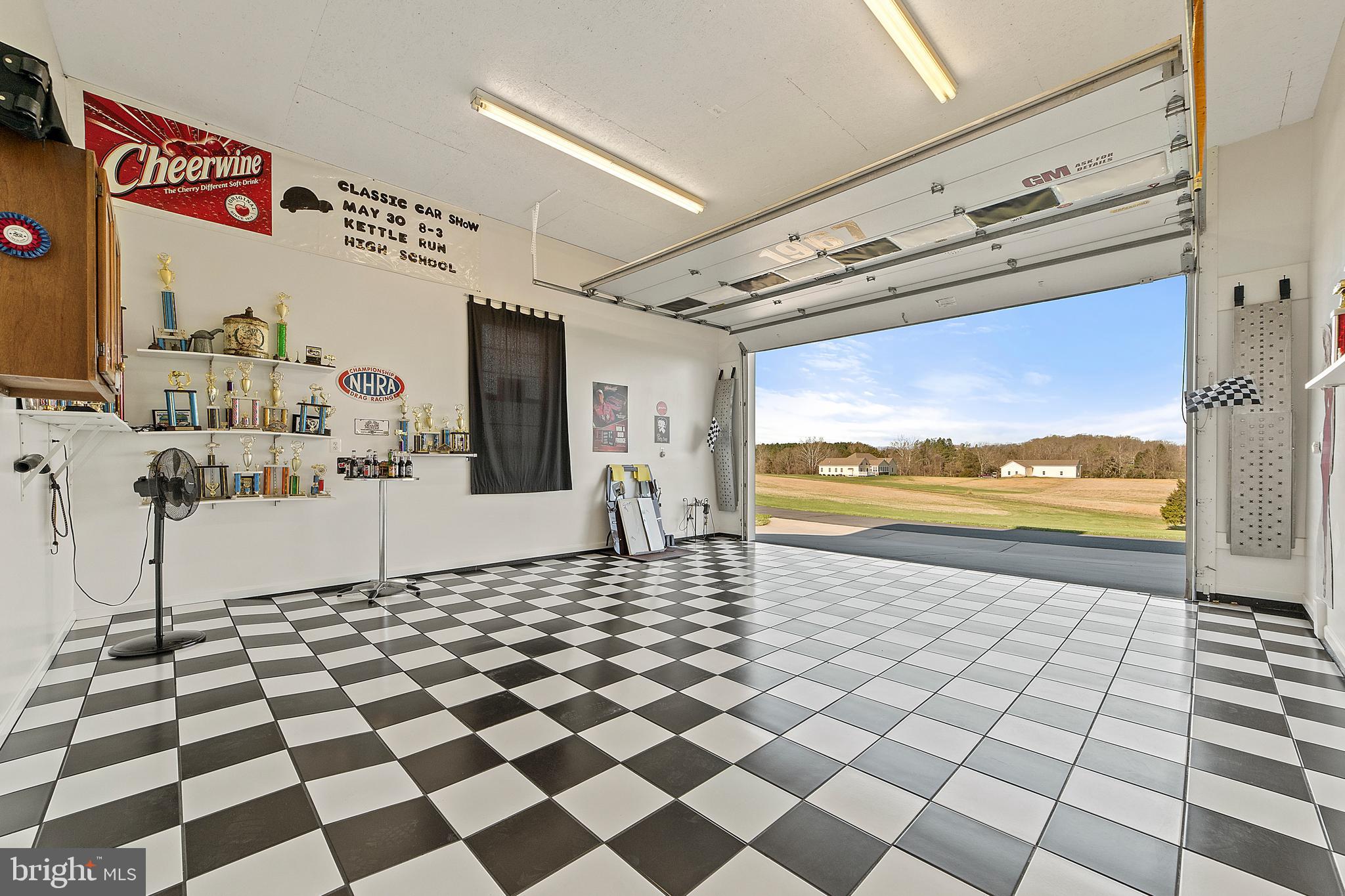 8633 Shepherds Way Rixeyville, VA 22737 - Photo 34 of 48 a view of a entryway