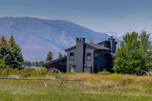 $1,250,000 | 217 Kingsbury Lane, Bellevue, ID 83313