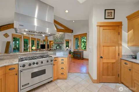 $1,150,000 | 8789 Wood Duck Way, Blaine, WA 98230