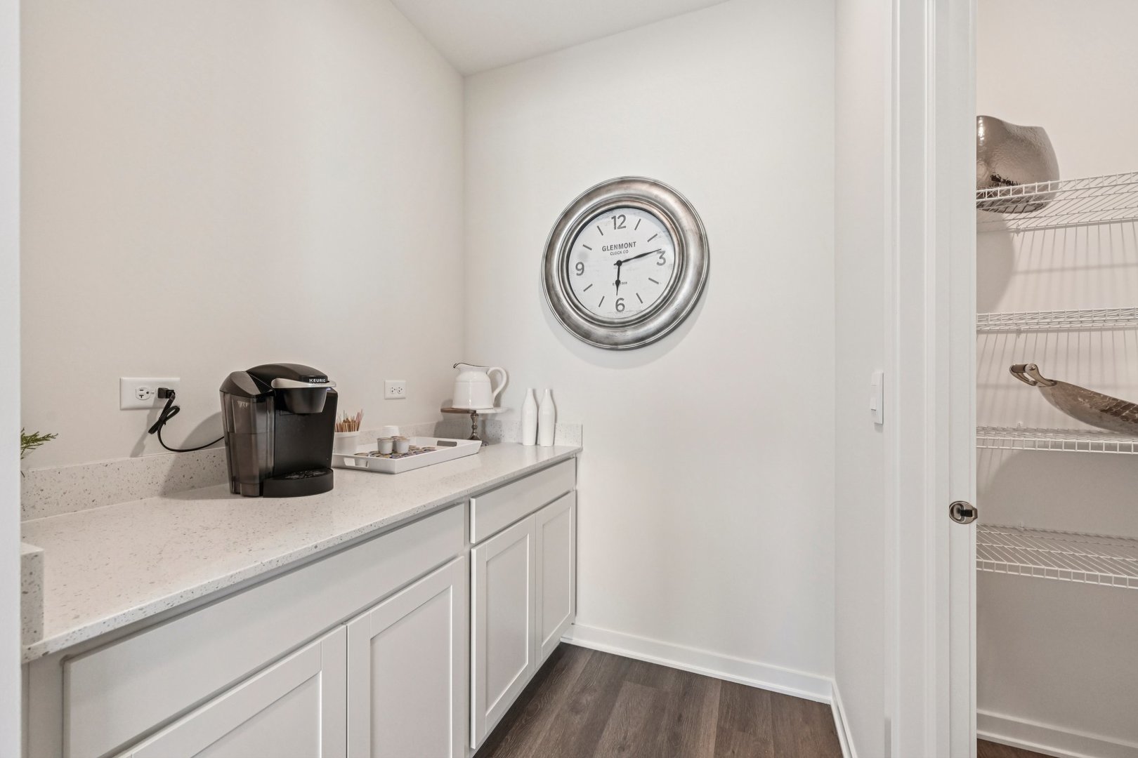 282 Snowdrop Lane Elgin, IL 60124 - Photo 11 of 54 a bathroom with a toilet and a sink