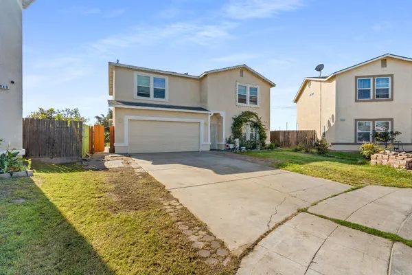 $375,000 | 2065 South Wolters Avenue, Fresno, CA 93702