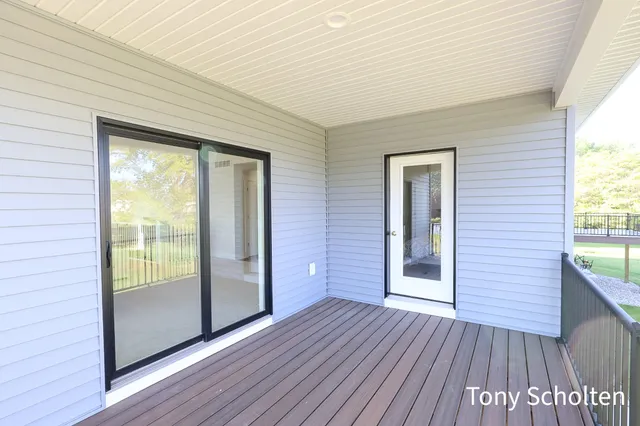 $478,500 | 6324 Blendon Wds Drive, Unit 21, Hudsonville, MI 49426