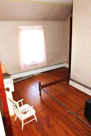 $240,000 | 351 Broadway, Rockland, ME 04841