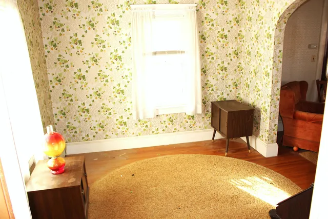 $240,000 | 351 Broadway, Rockland, ME 04841