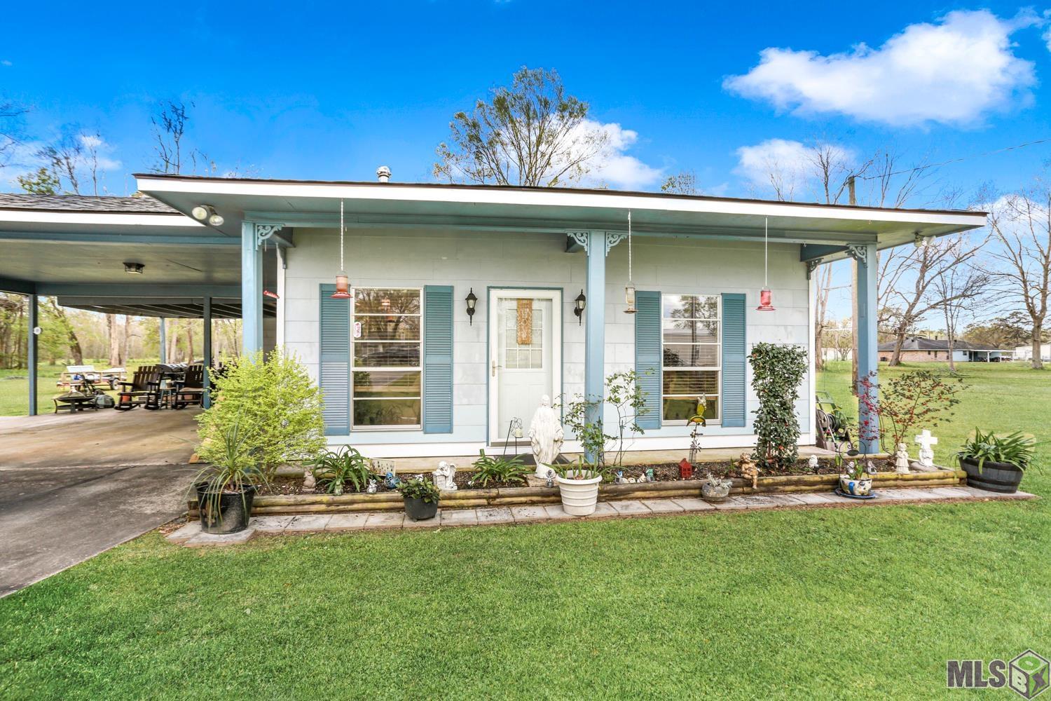 39373 Pershing Mire Road Gonzales, LA 70737 - Photo 1 of 16 Gallery Image 1