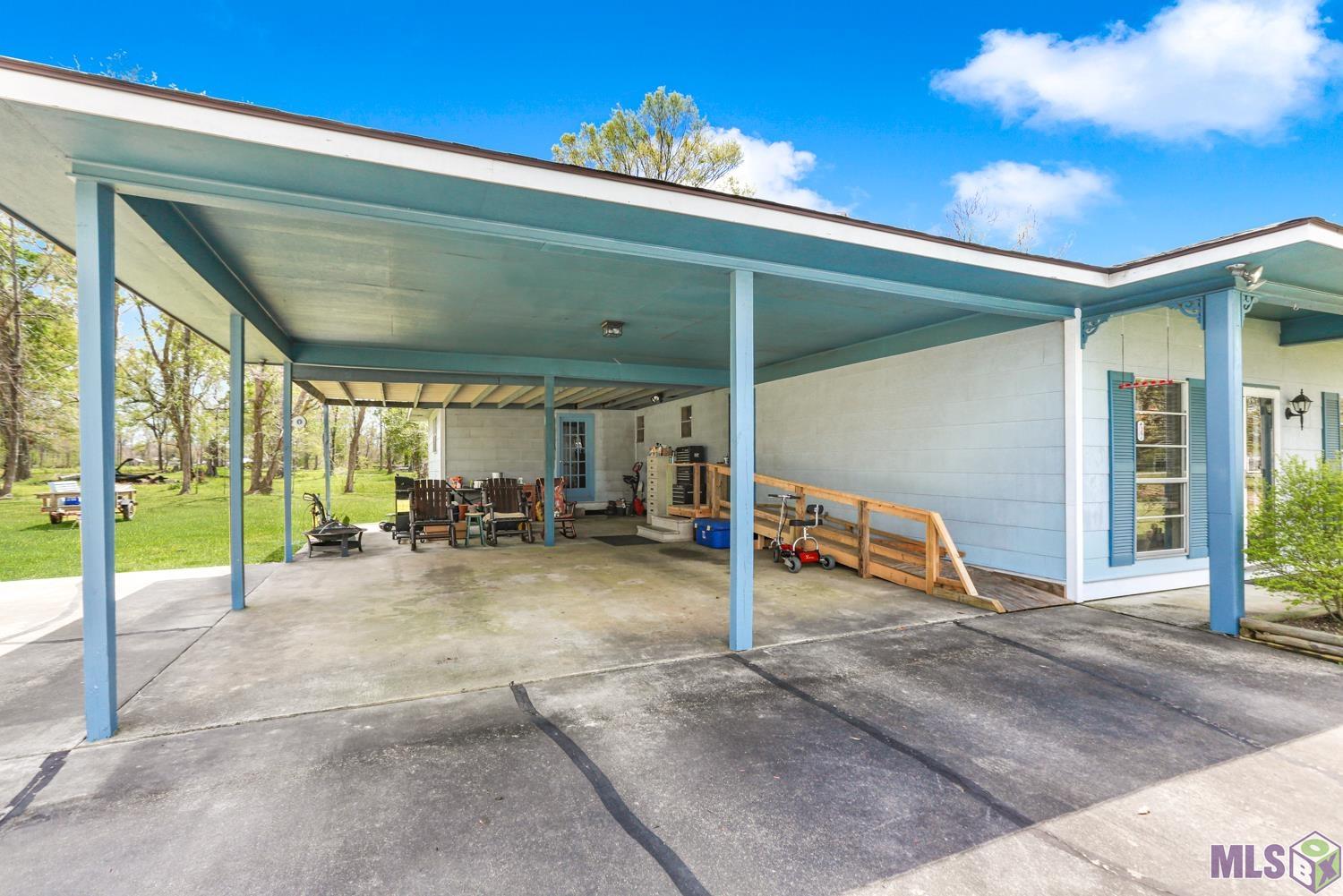 39373 Pershing Mire Road Gonzales, LA 70737 - Photo 12 of 16 Gallery Image 12