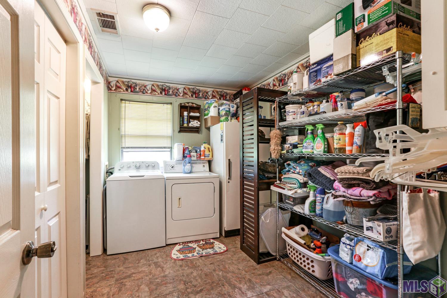 39373 Pershing Mire Road Gonzales, LA 70737 - Photo 7 of 16 Gallery Image 7