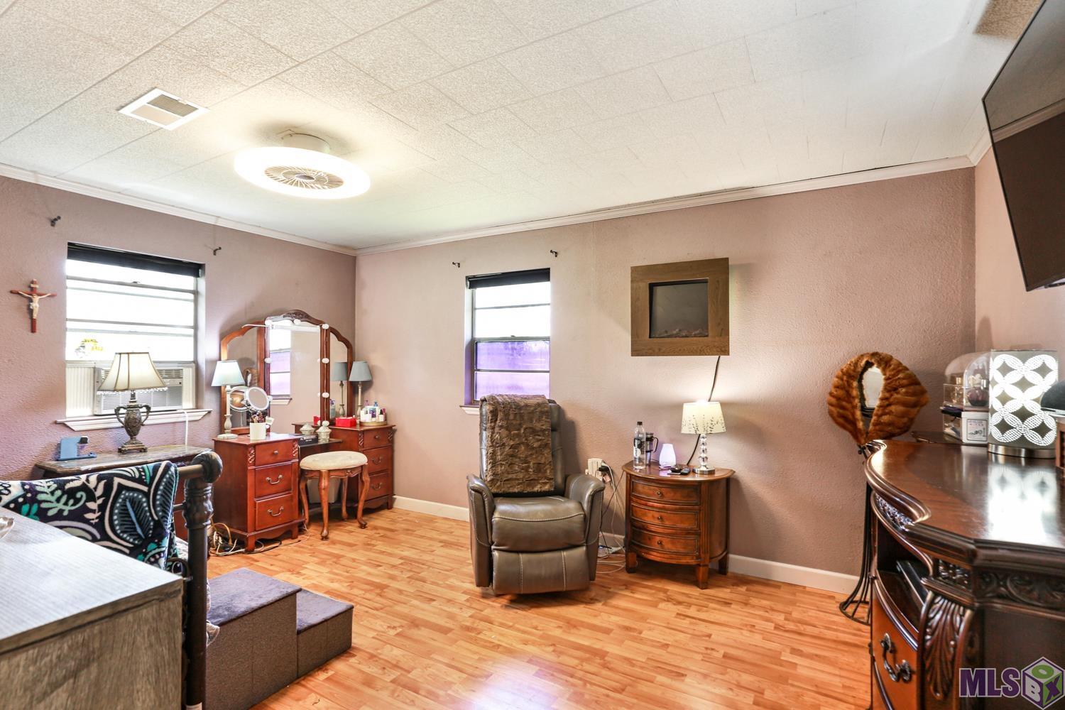39373 Pershing Mire Road Gonzales, LA 70737 - Photo 8 of 16 Gallery Image 8