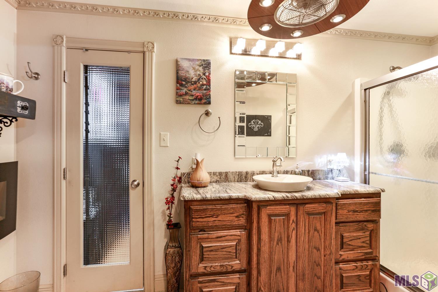 39373 Pershing Mire Road Gonzales, LA 70737 - Photo 9 of 16 Gallery Image 9