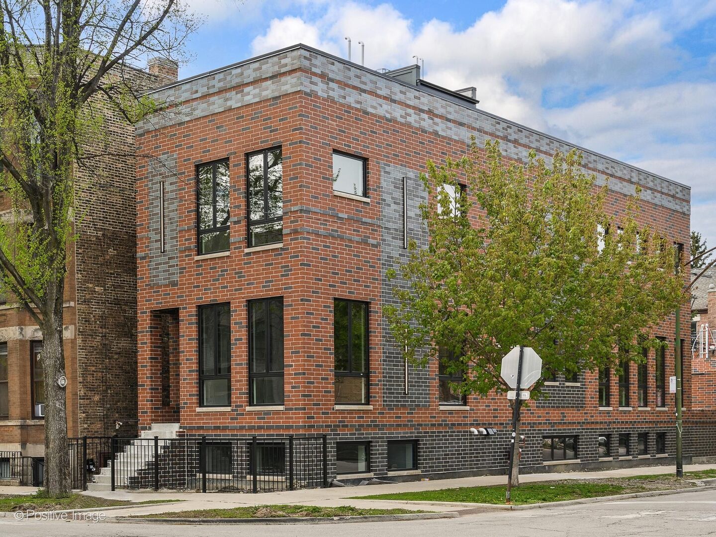 1900 West Cortland Street Chicago, IL 60622 - Photo 1 of 26