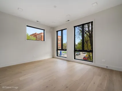 $2,550,000 | 1900 West Cortland Street, Chicago, IL 60622