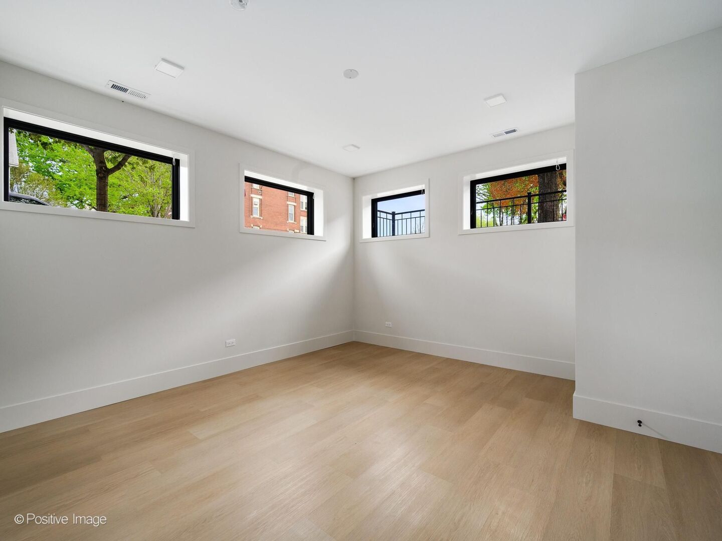 1900 West Cortland Street Chicago, IL 60622 - Photo 25 of 26