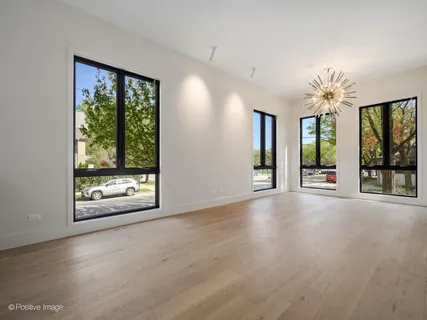 $2,550,000 | 1900 West Cortland Street, Chicago, IL 60622