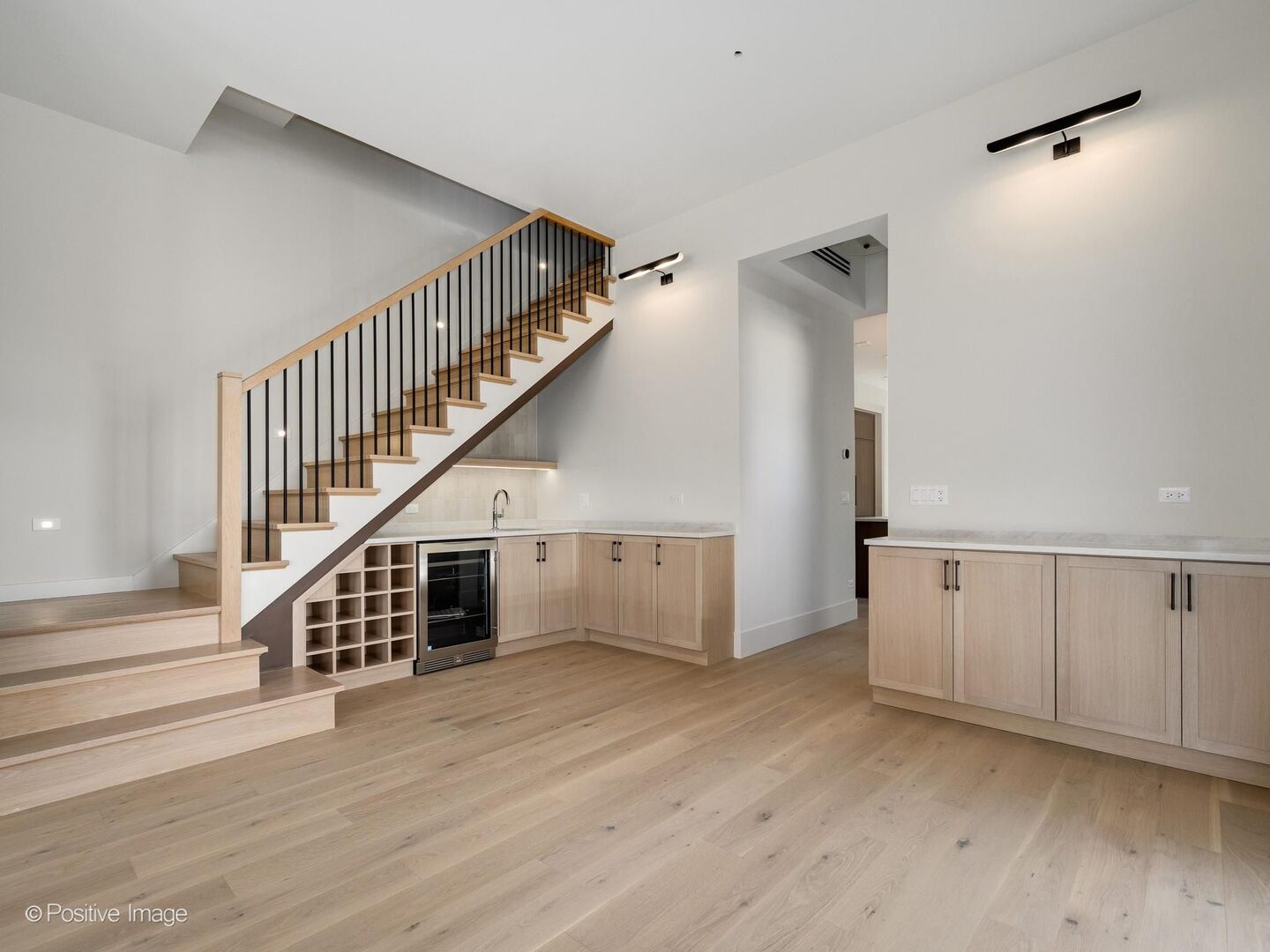 1900 West Cortland Street Chicago, IL 60622 - Photo 4 of 26