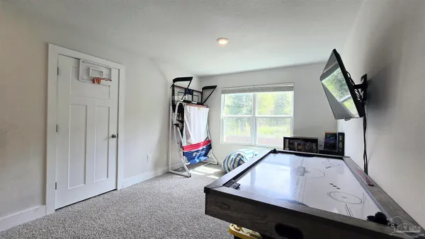 $2,800 | 4904 Snipe Road, Pace, FL 32571