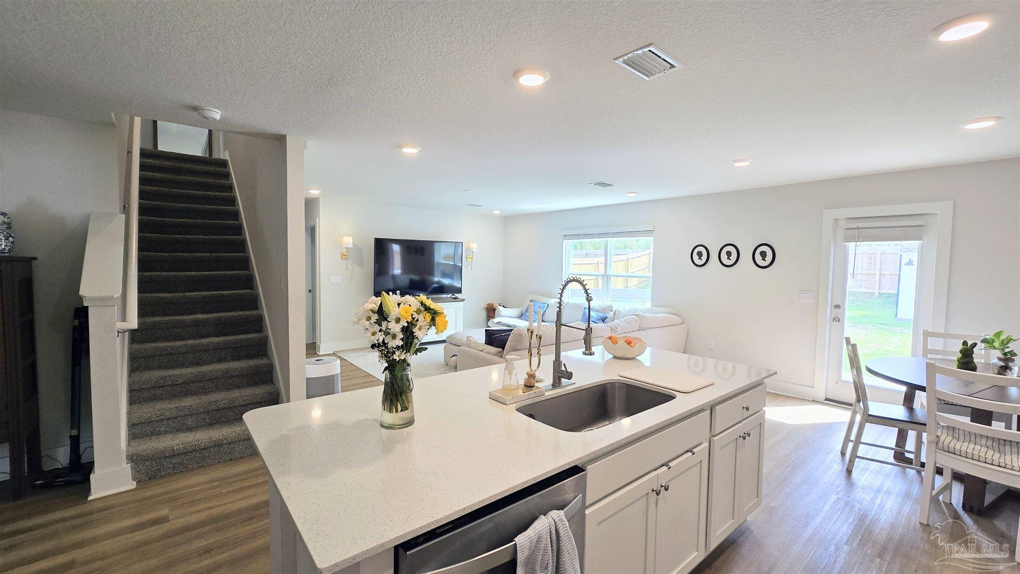 4904 Snipe Road Pace, FL 32571 - Photo 7 of 44