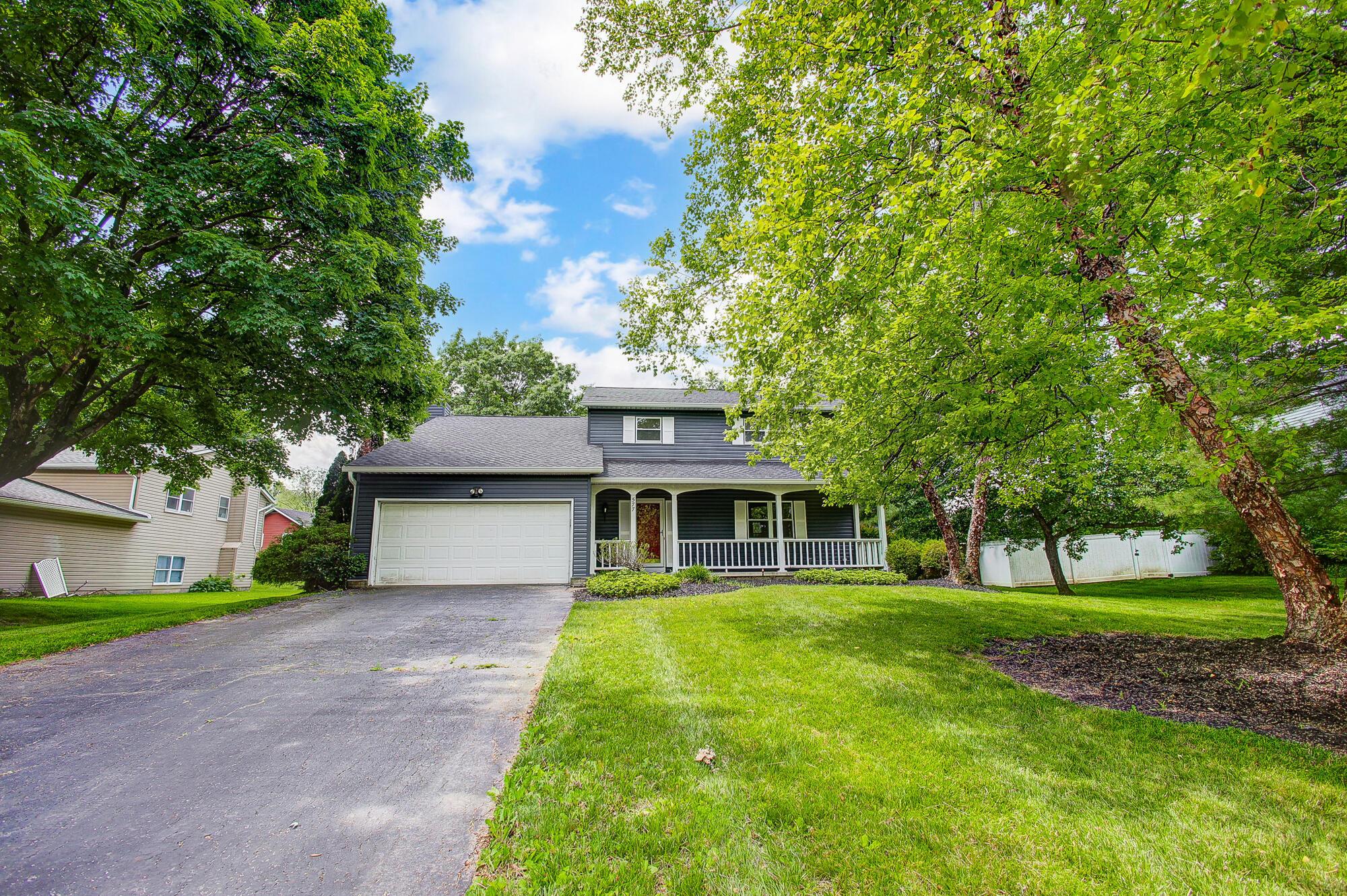 577 Rosehill Road Reynoldsburg, OH 43068 - Photo 3 of 51 003