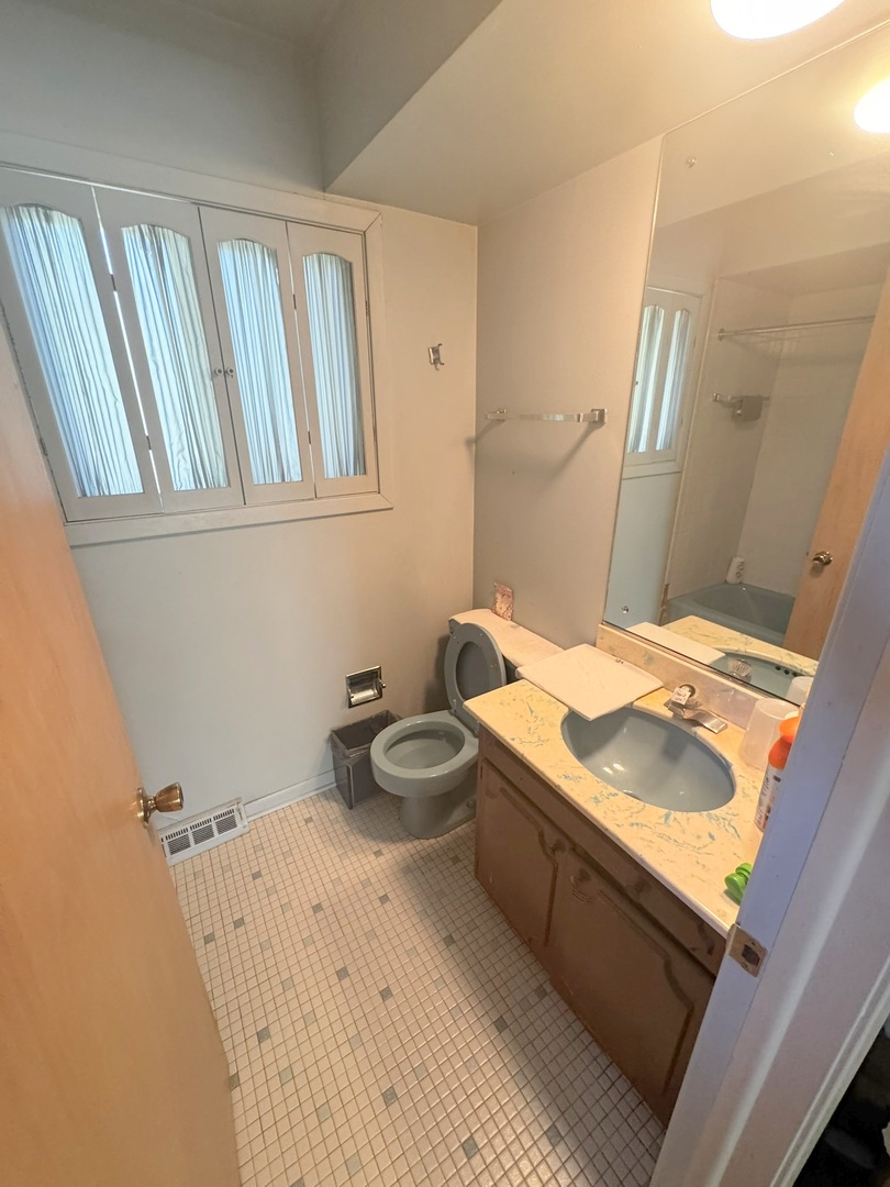 1935 Birch Road Northbrook, IL 60062 - Photo 12 of 16