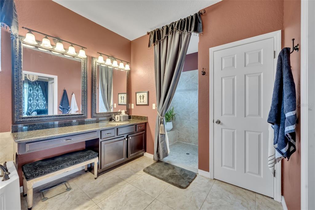 4946 Northeast 124th Road Oxford, FL 34484 - Photo 31 of 69