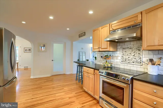 $675,000 | 155 Oak Lane, Hershey, PA 17033