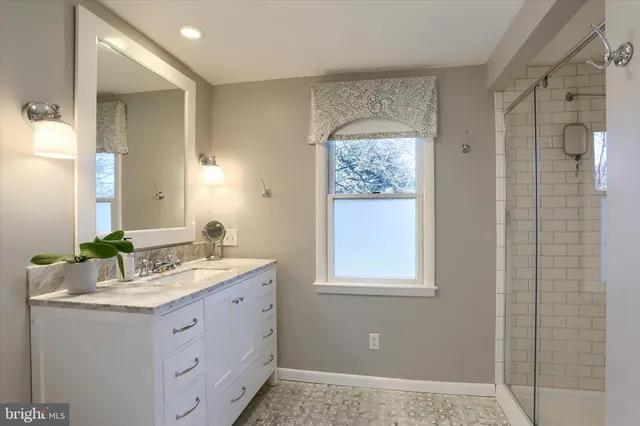 $675,000 | 155 Oak Lane, Hershey, PA 17033