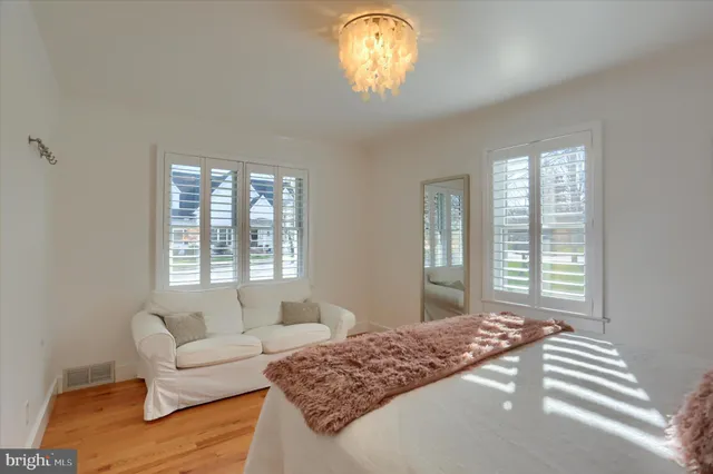 $675,000 | 155 Oak Lane, Hershey, PA 17033