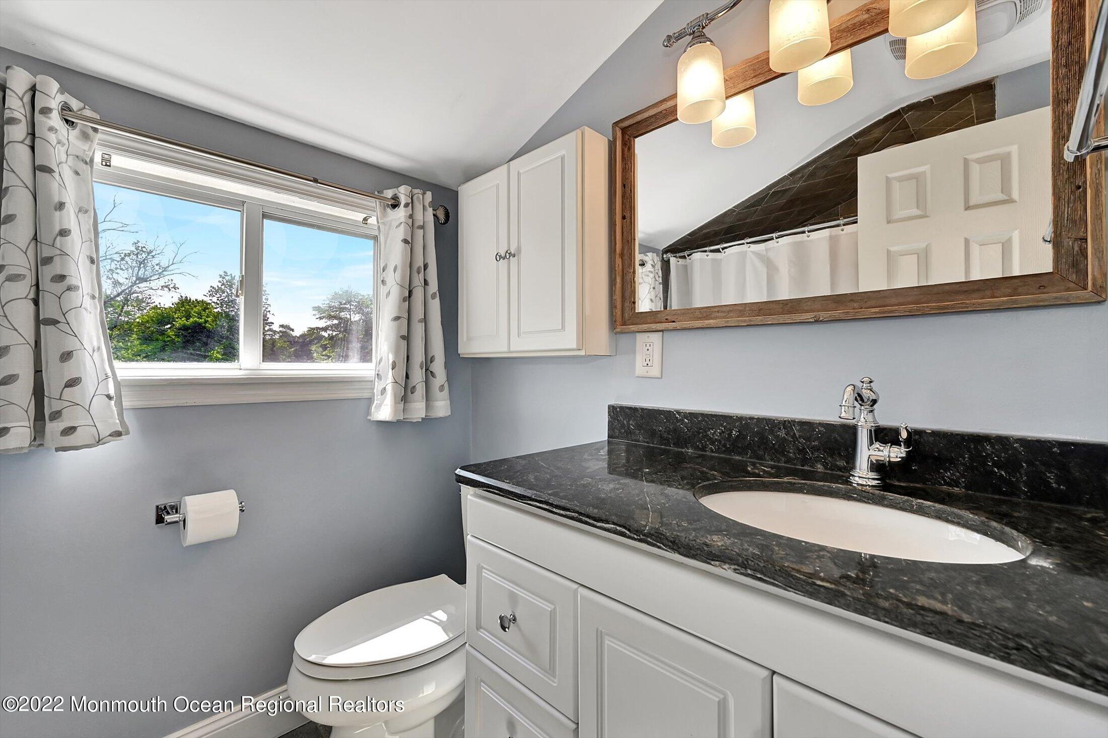 75 Brookhill Drive Howell, NJ 07731 - Photo 25 of 46 24-Main Bath