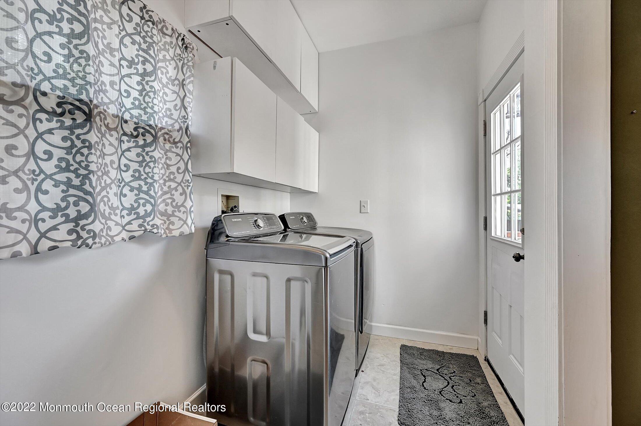 75 Brookhill Drive Howell, NJ 07731 - Photo 30 of 46 29-Laundry