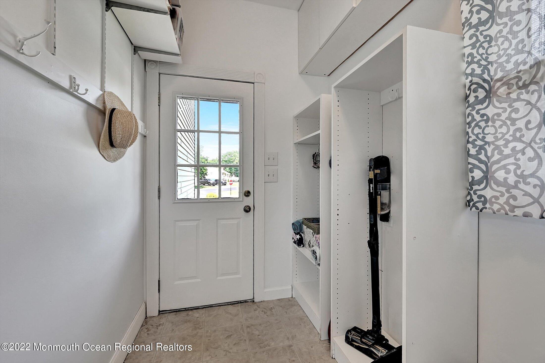 75 Brookhill Drive Howell, NJ 07731 - Photo 31 of 46 30-Laundry