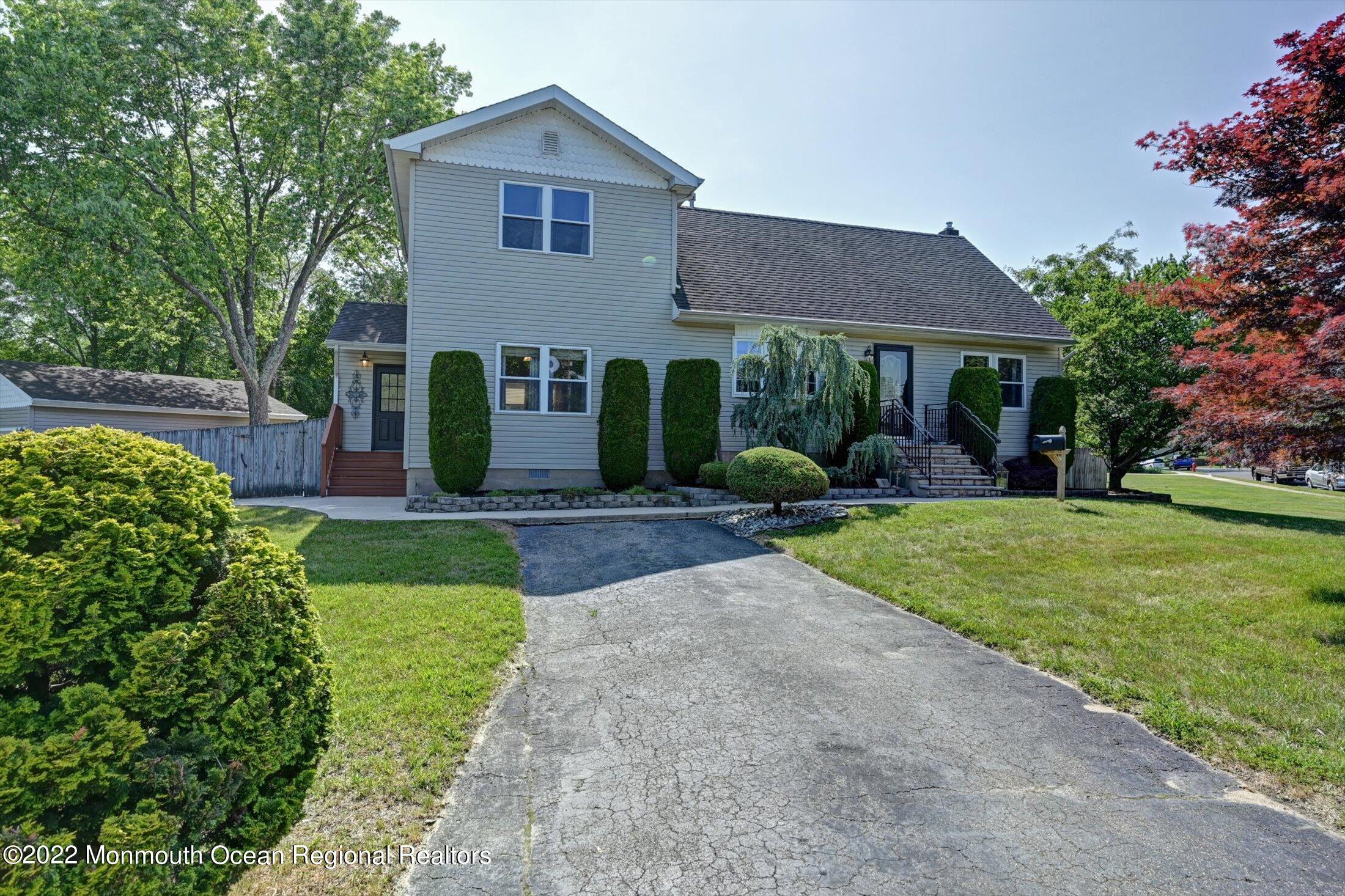 75 Brookhill Drive Howell, NJ 07731 - Photo 45 of 46 44-Front