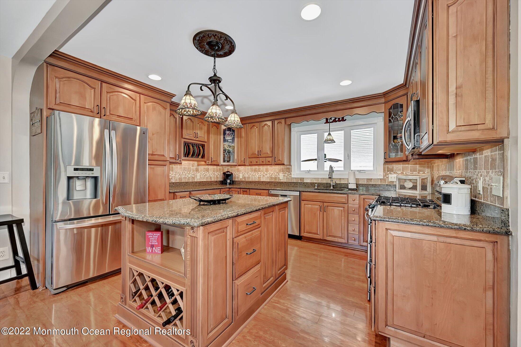 75 Brookhill Drive Howell, NJ 07731 - Photo 10 of 46 09-Kitchen