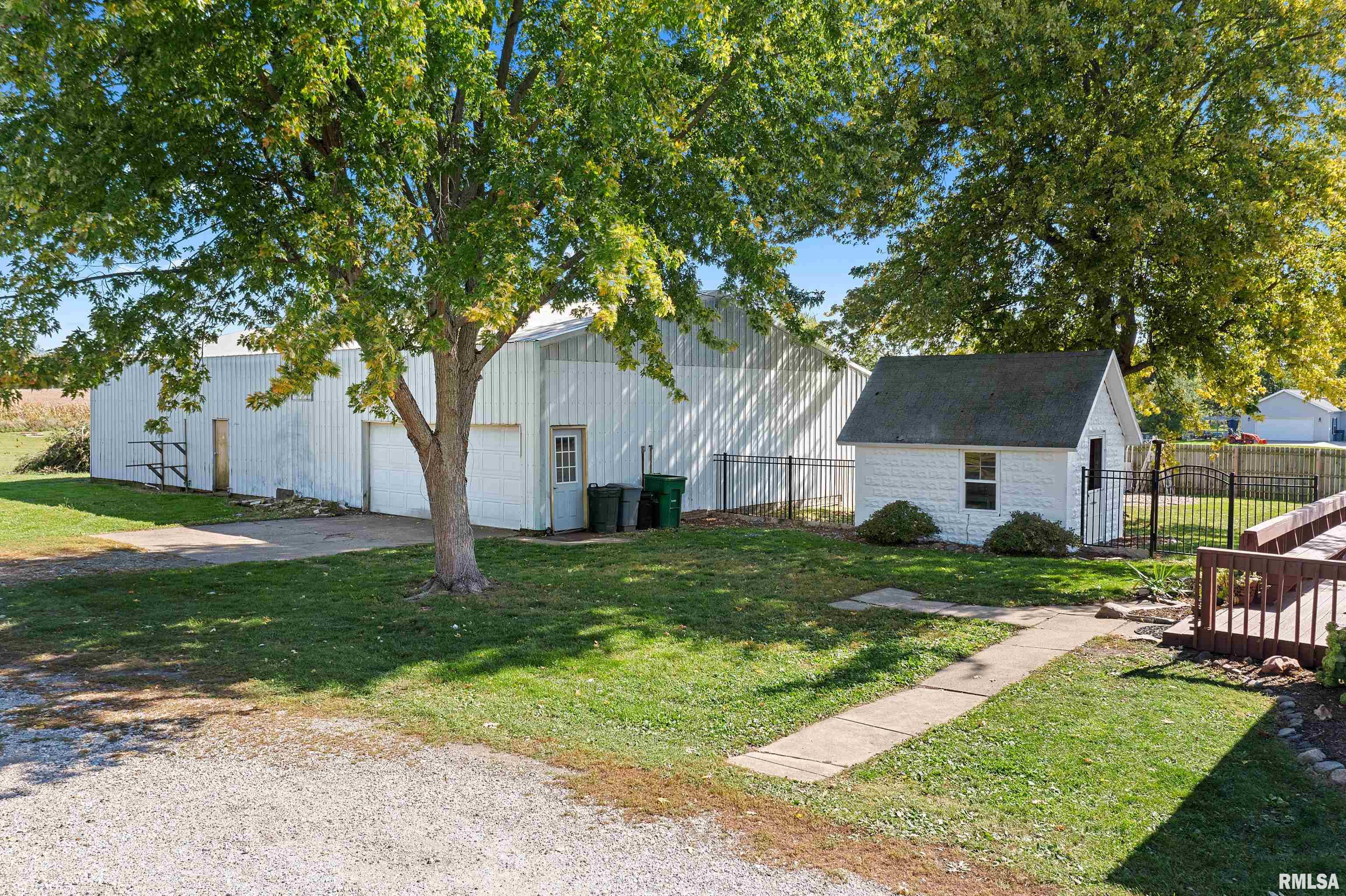 19070 Springfield Road Groveland, IL 61535 - Photo 5 of 36