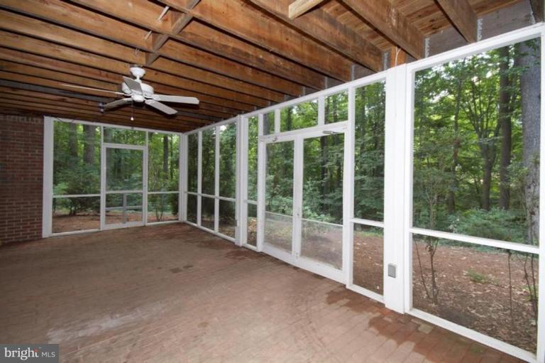 270 Grays Road Lothian, MD 20711 - Photo 17 of 30 LOWER LEVEL SCREENED PORCH