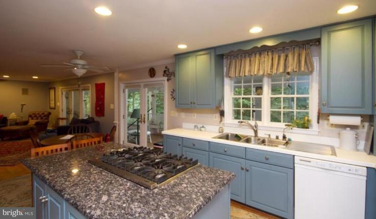 270 Grays Road Lothian, MD 20711 - Photo 23 of 30 Kitchen #2