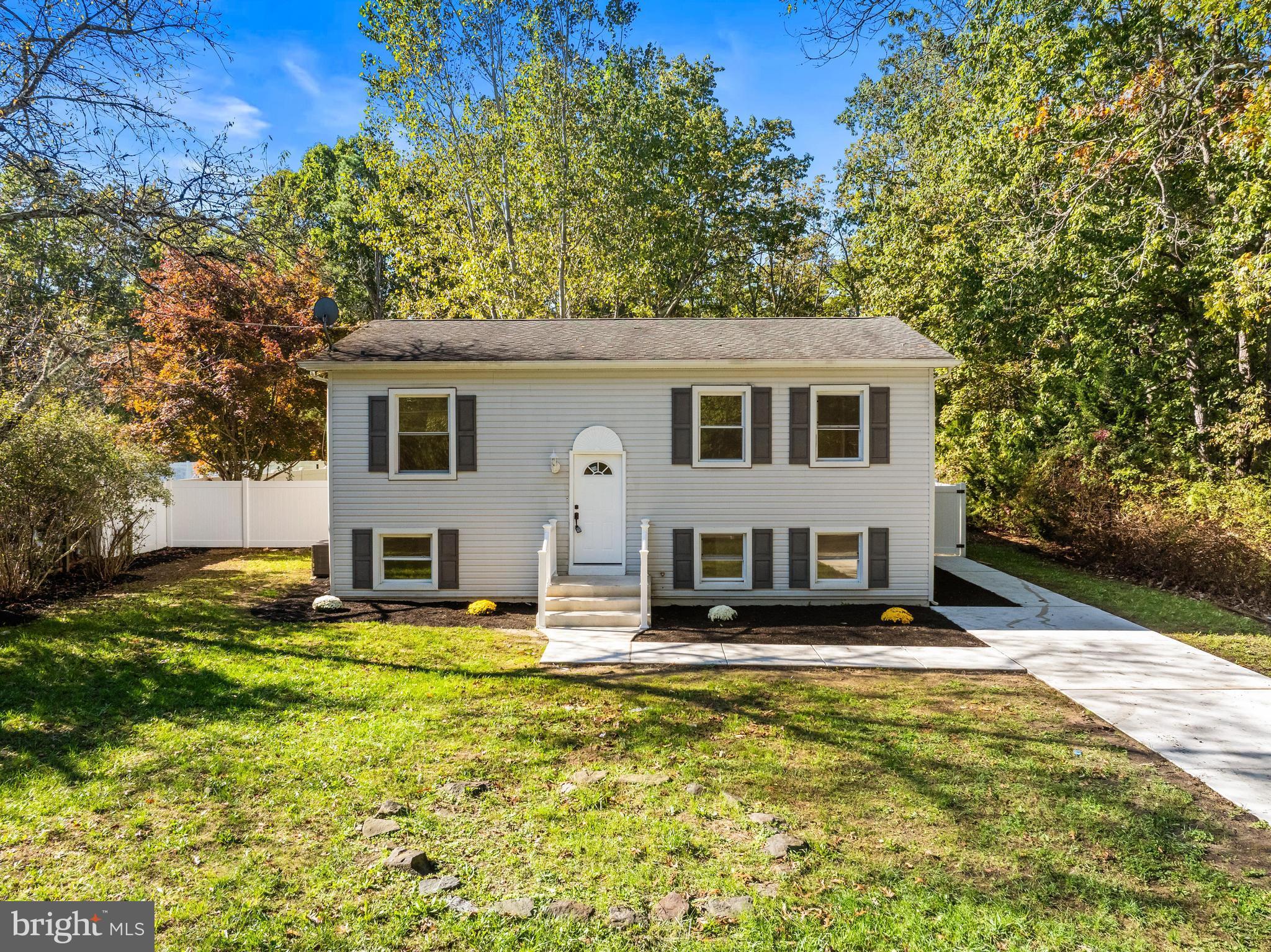 716 6th Road Newtonville, NJ 08346 - Photo 3 of 43 a house view with a outdoor space