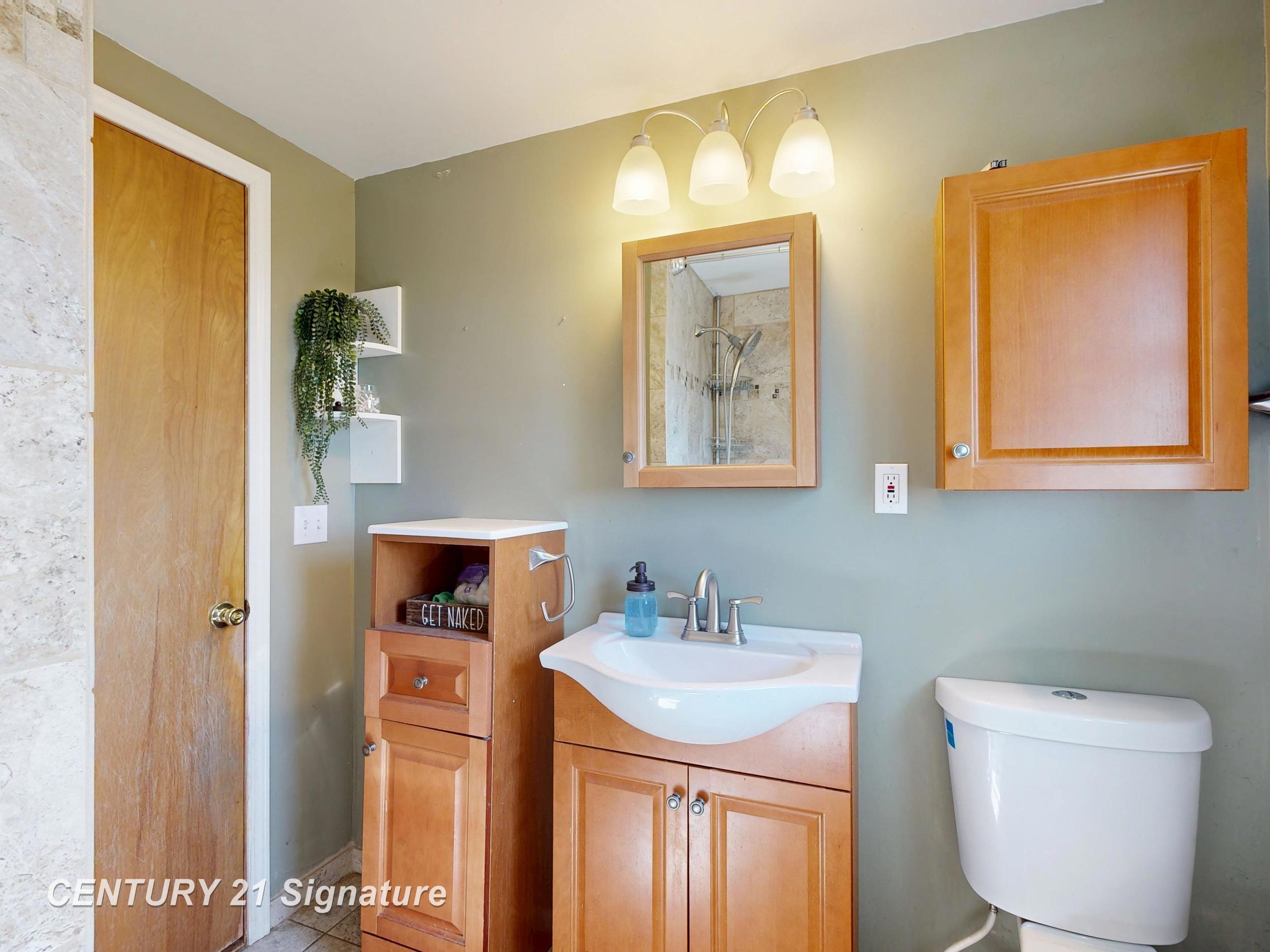 5940 E Road Saginaw, MI 48601 - Photo 24 of 28 50210424-fc8d8e46-9590-4742-9a2b-daa81fc30641.JPG