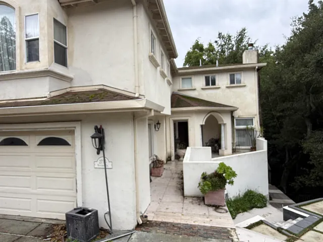 $899,000 | 2775 Butters Drive, Oakland, CA 94602