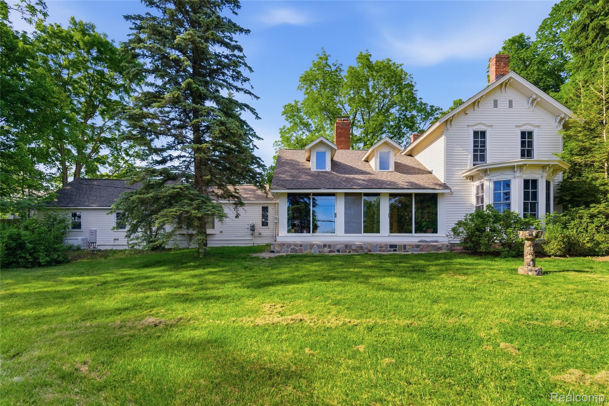 4480 Sheldon Road Rochester, MI 48306 - Photo 65 of 96 67-DSC03888.jpg