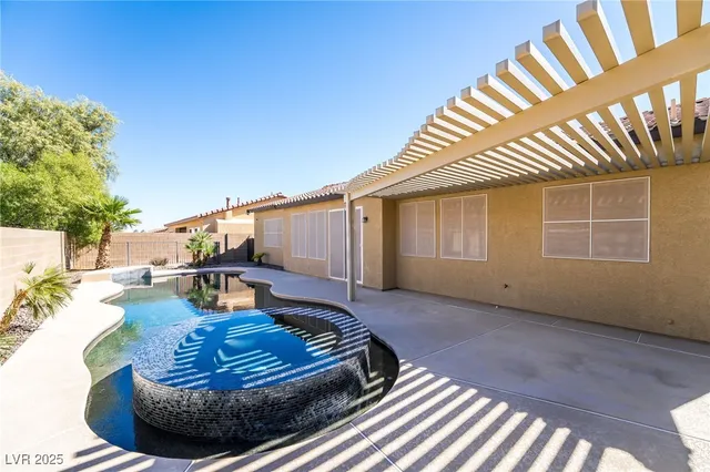 $3,300 | 7232 Frontier Hills Avenue, Las Vegas, NV 89113