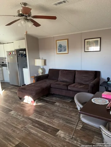 $215,000 | 17110 Laguna Seca Drive, Atascosa, TX 78002