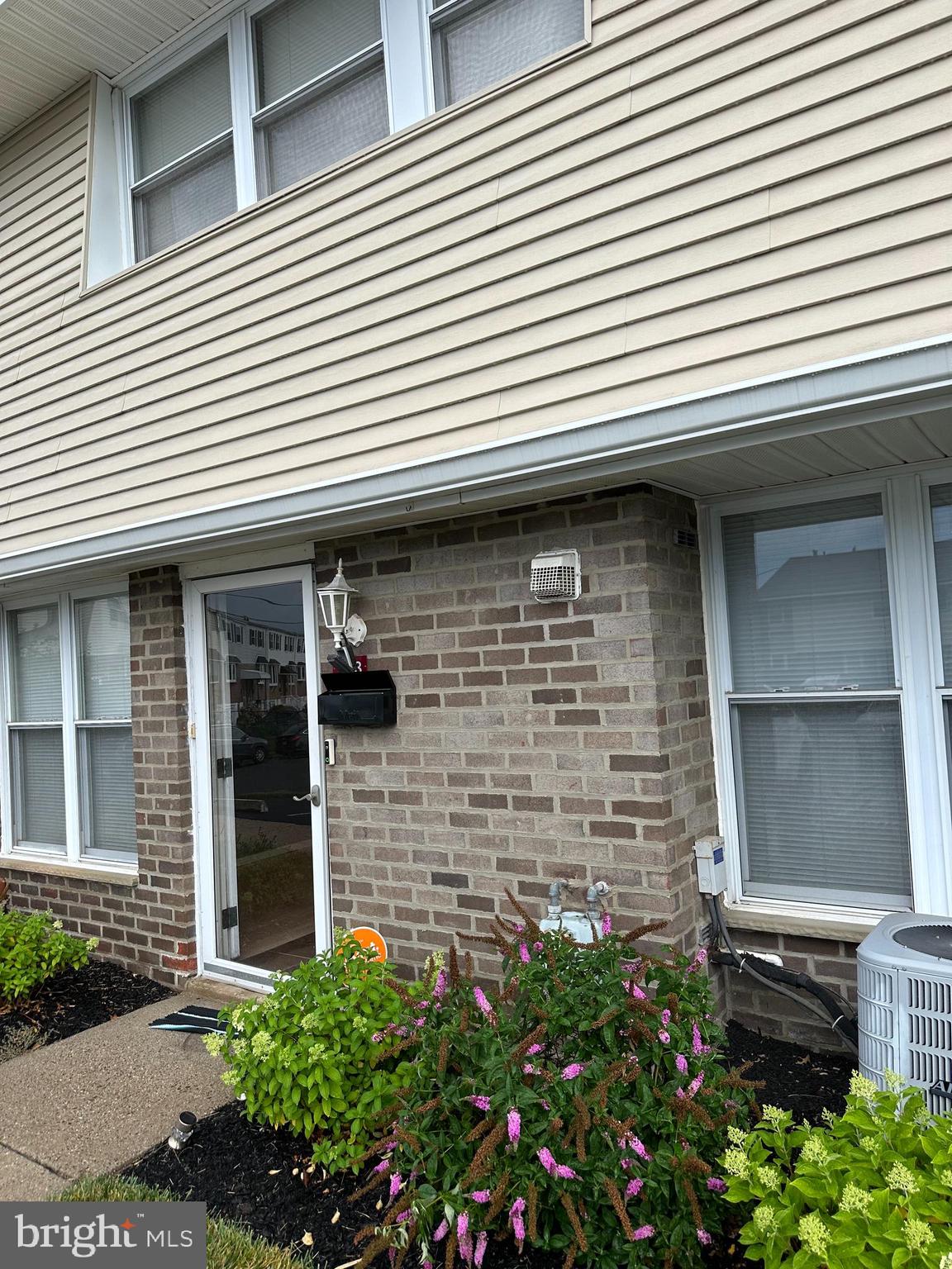 3850 Woodhaven Road, Unit 908 Philadelphia, PA 19154 - Photo 2 of 19