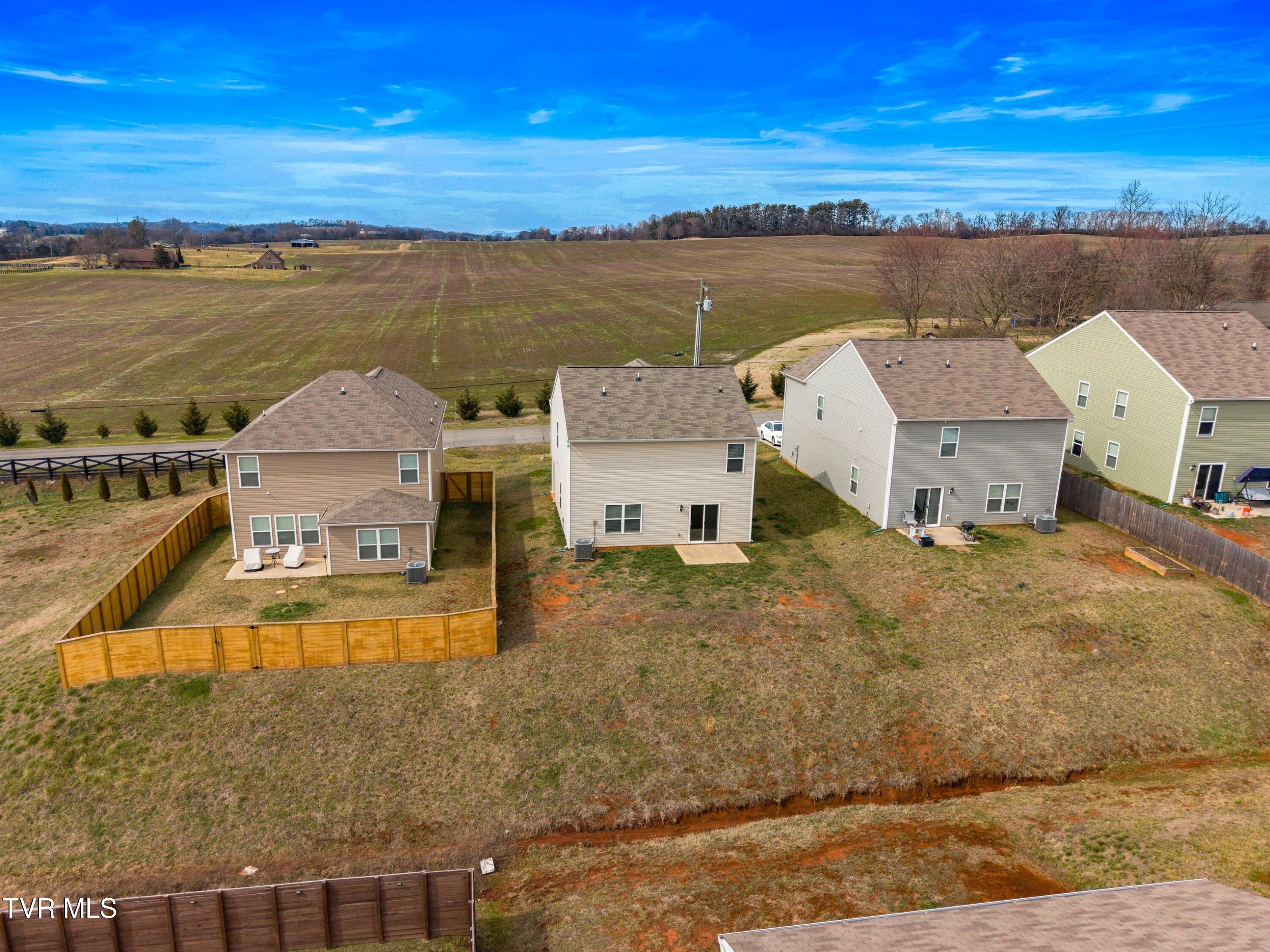 2320 Beacon Road Talbott, TN 37877 - Photo 31 of 34 033-2320BeaconRoad-JeffersonCity-TN-3787