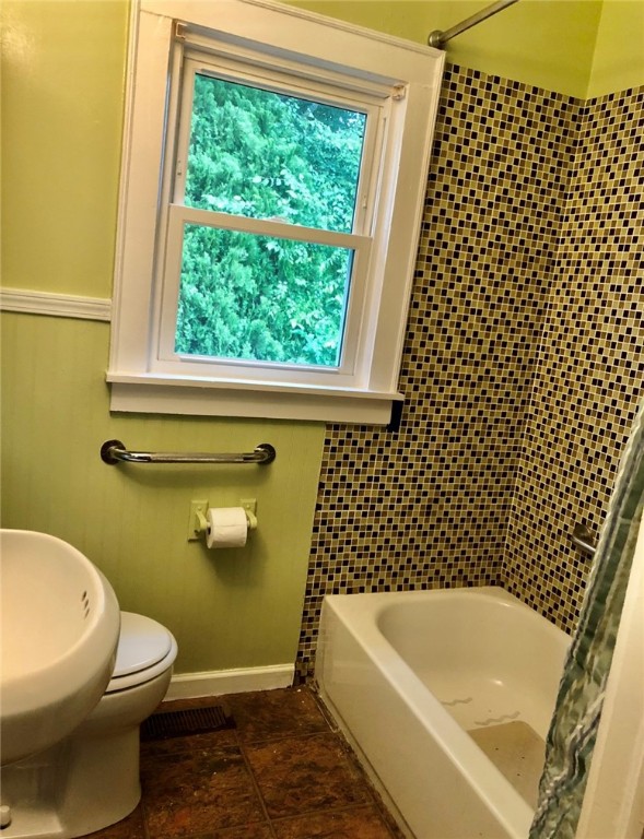 309 South Spring Street Walhalla, SC 29691 - Photo 8 of 16 Gallery Image 8