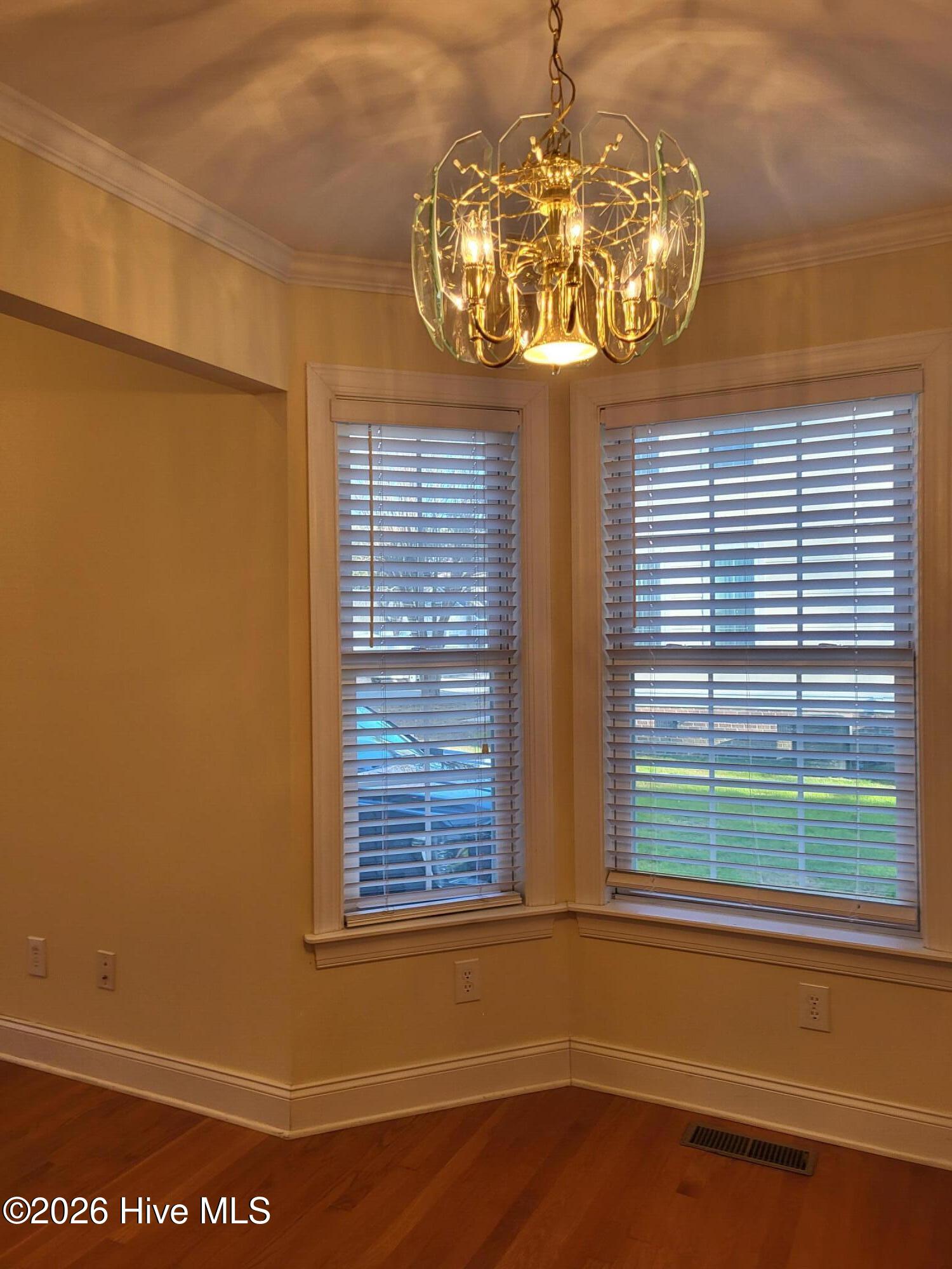 108 East Gale Street Edenton, NC 27932 - Photo 3 of 11 dining area