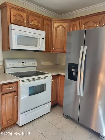 $1,300 | 108 East Gale Street, Edenton, NC 27932