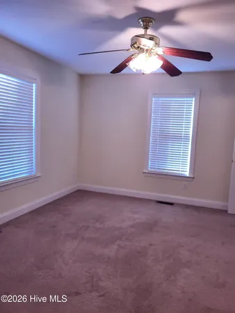 $1,300 | 108 East Gale Street, Edenton, NC 27932