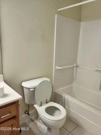 $1,300 | 108 East Gale Street, Edenton, NC 27932